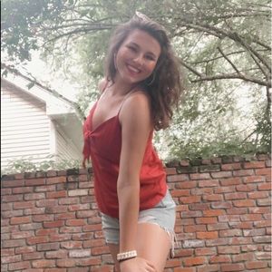 Meet your Posher, Vicki